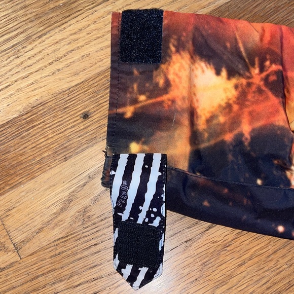 Volcom Snow Jacket - YL - Orange and black - Picture 7 of 15